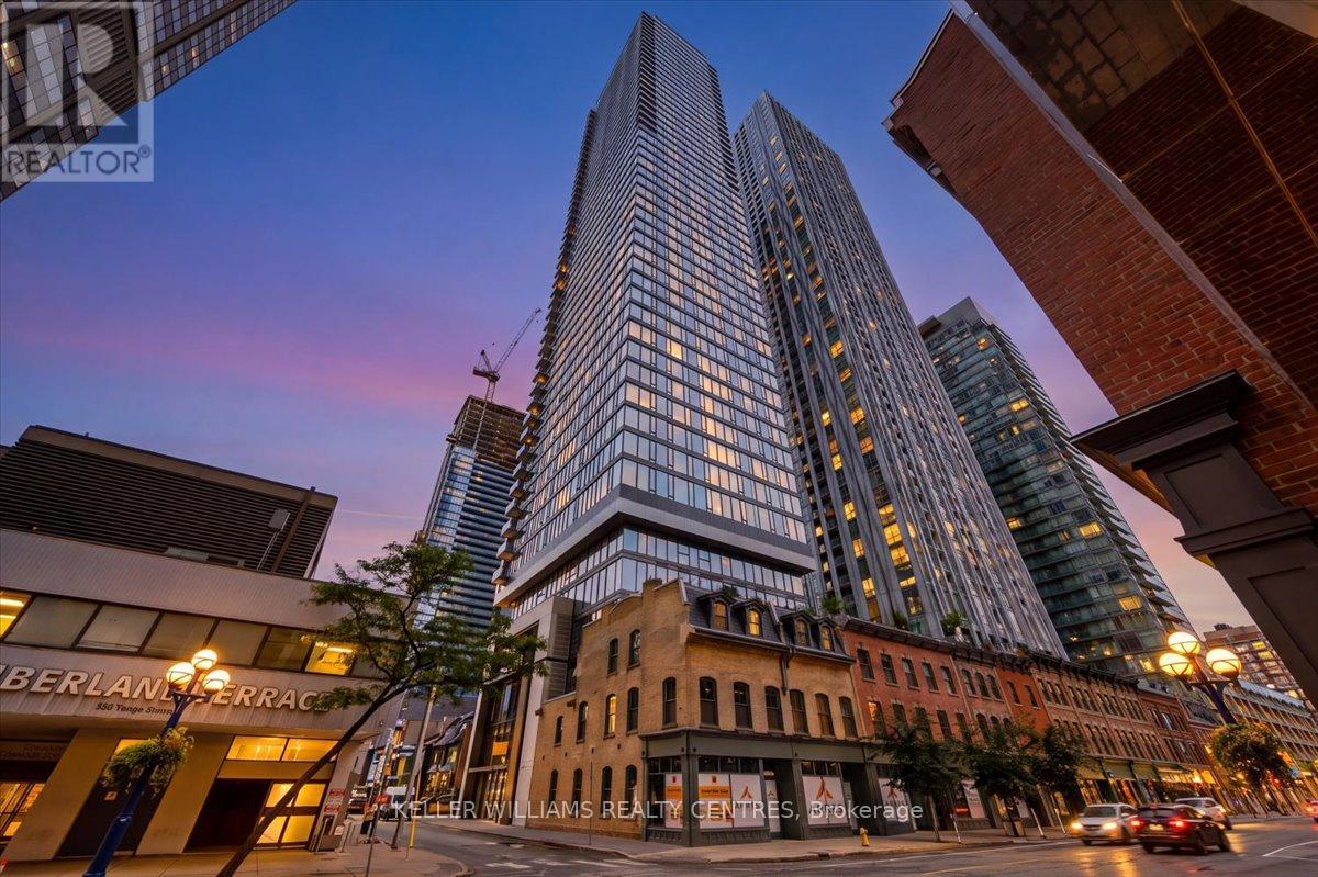 MLS® listing #30371542 for sale located at 2606 - 8 CUMBERLAND STREET