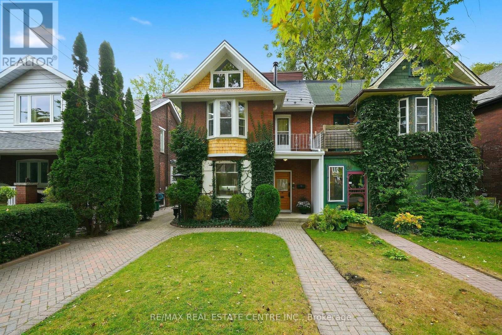 MLS® listing #30371967 for sale located at 71 LYALL AVENUE