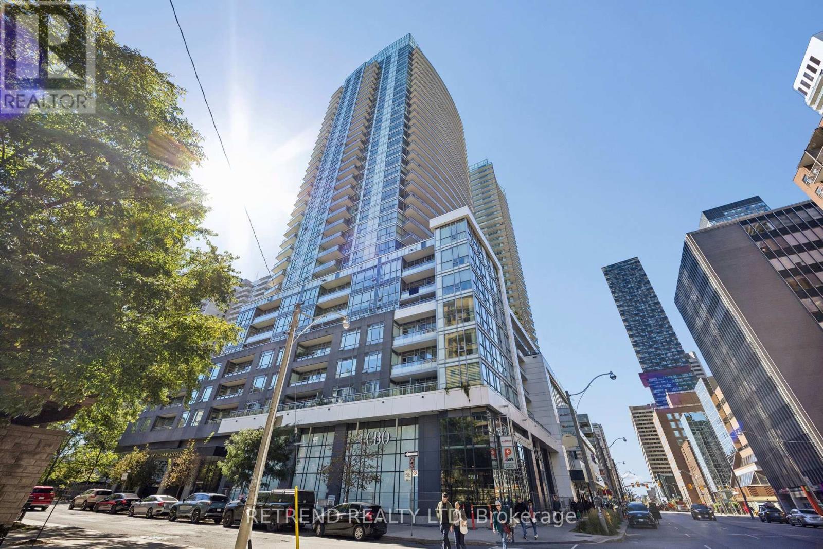 MLS® listing #30373680 for sale located at 214 - 98 LILLIAN STREET