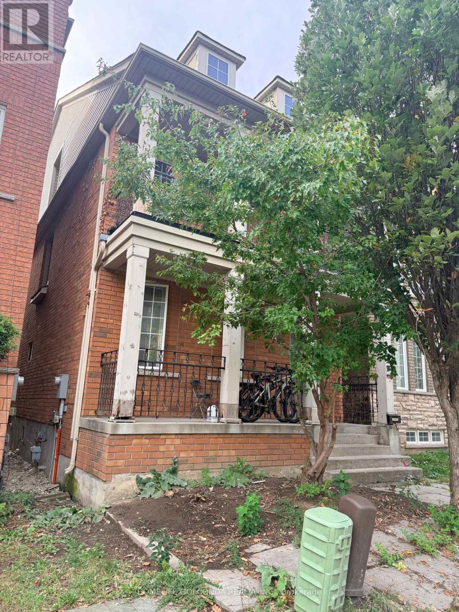 MLS® listing #30373708 for sale located at 10 ALDWINCKLE HEIGHTS