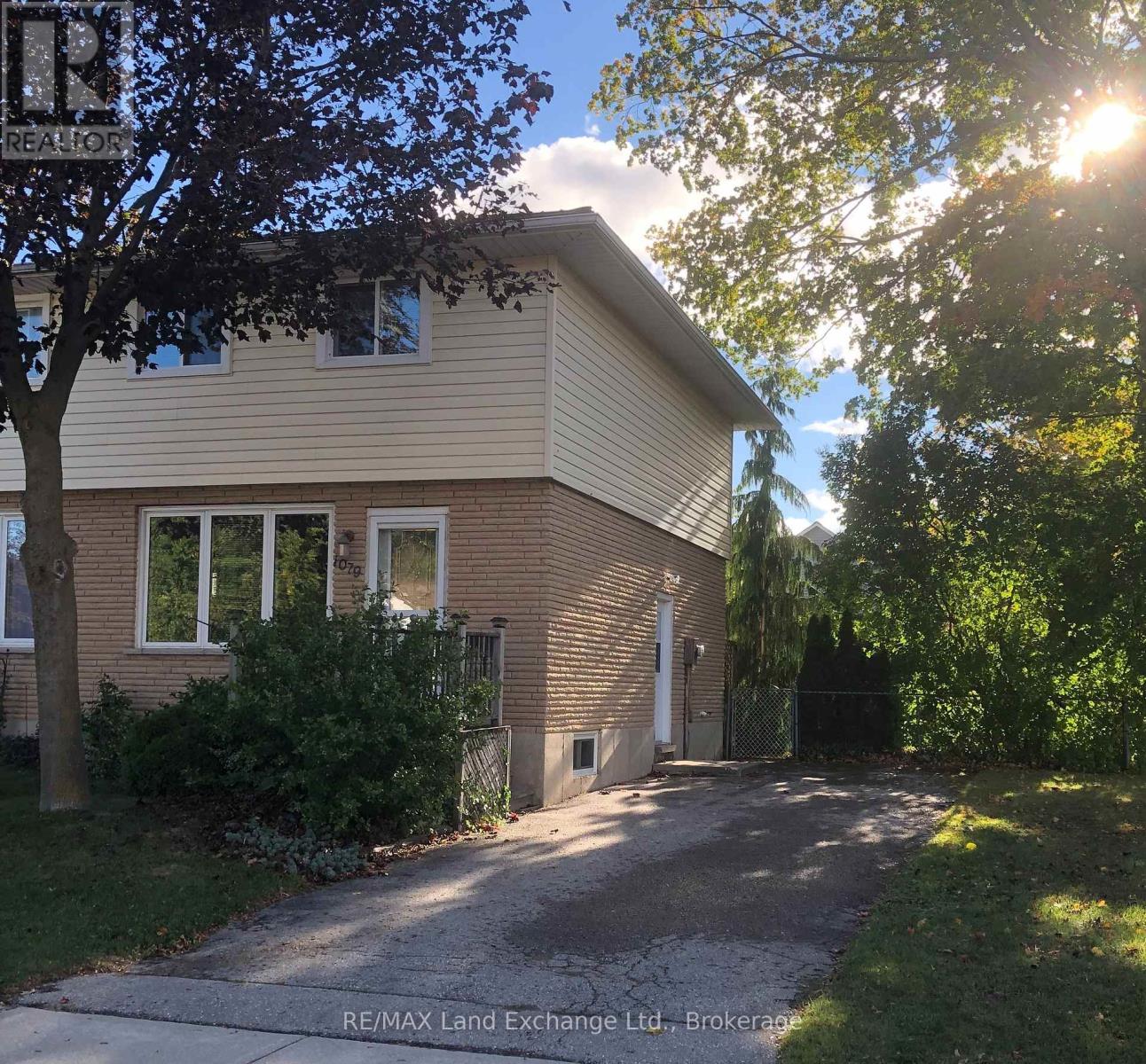 MLS® listing #30373728 for sale located at 1079 HURON TERRACE