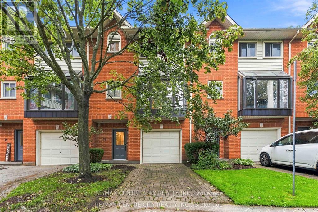 MLS® listing #30374029 for sale located at 16 - 683 WINDERMERE ROAD