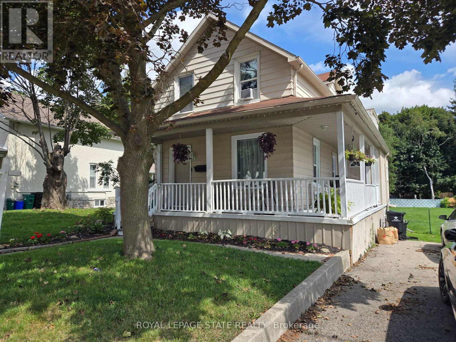 MLS® listing #30374098 for sale located at 841 DUKE STREET