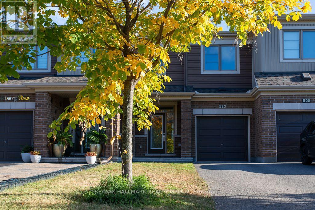 MLS® listing #30374175 for sale located at 523 THIMBLEBERRY ROW