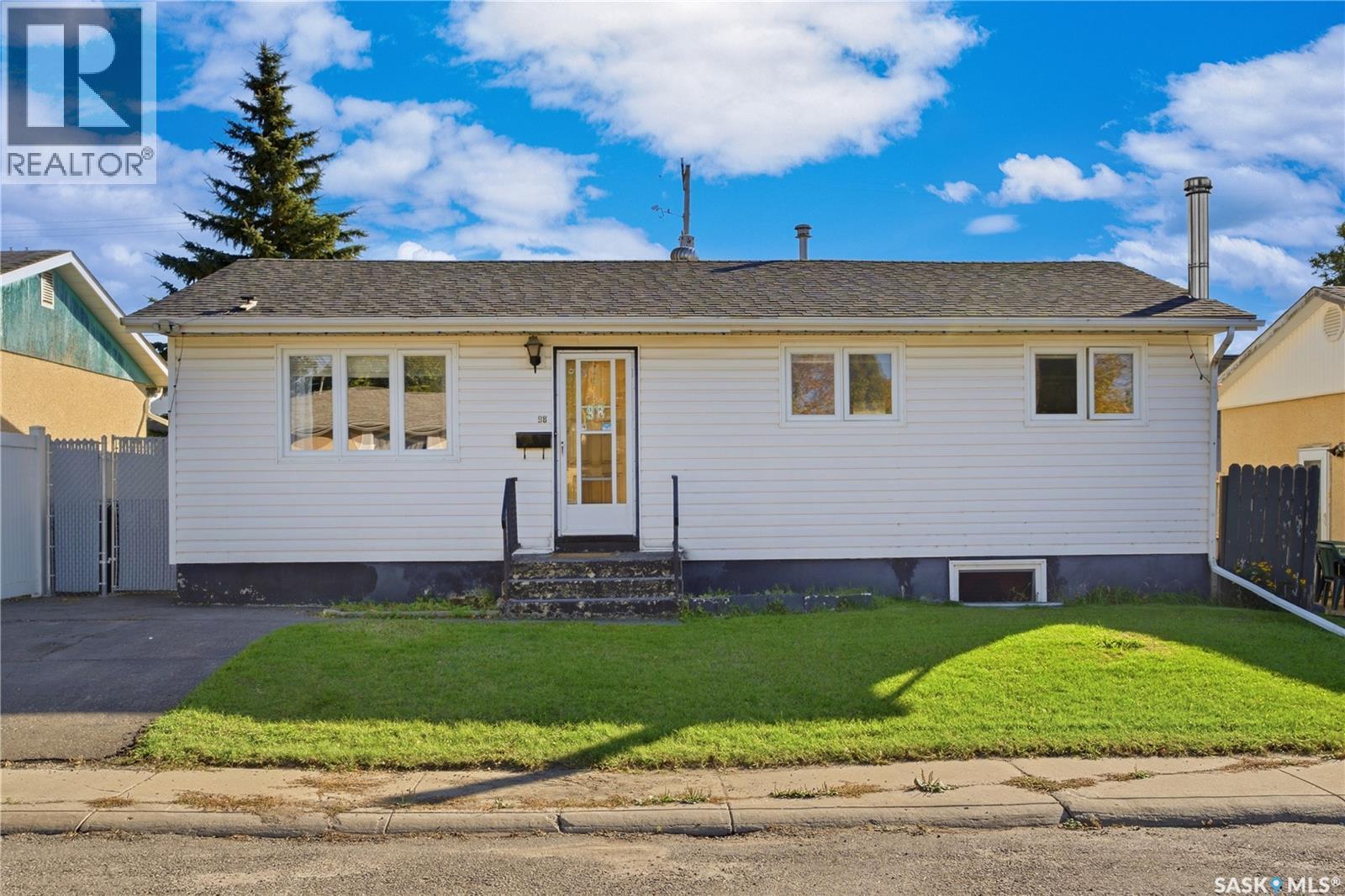 MLS® listing #30374714 for sale located at 98 Ramsay COURT