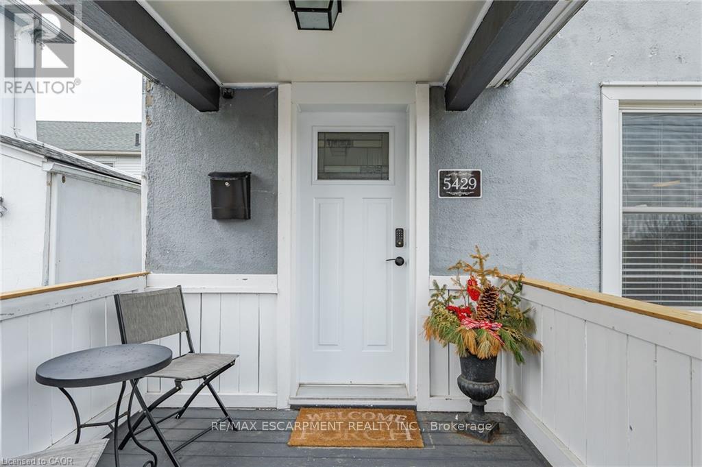 MLS® listing #30375097 for sale located at 5429 SECOND AVENUE