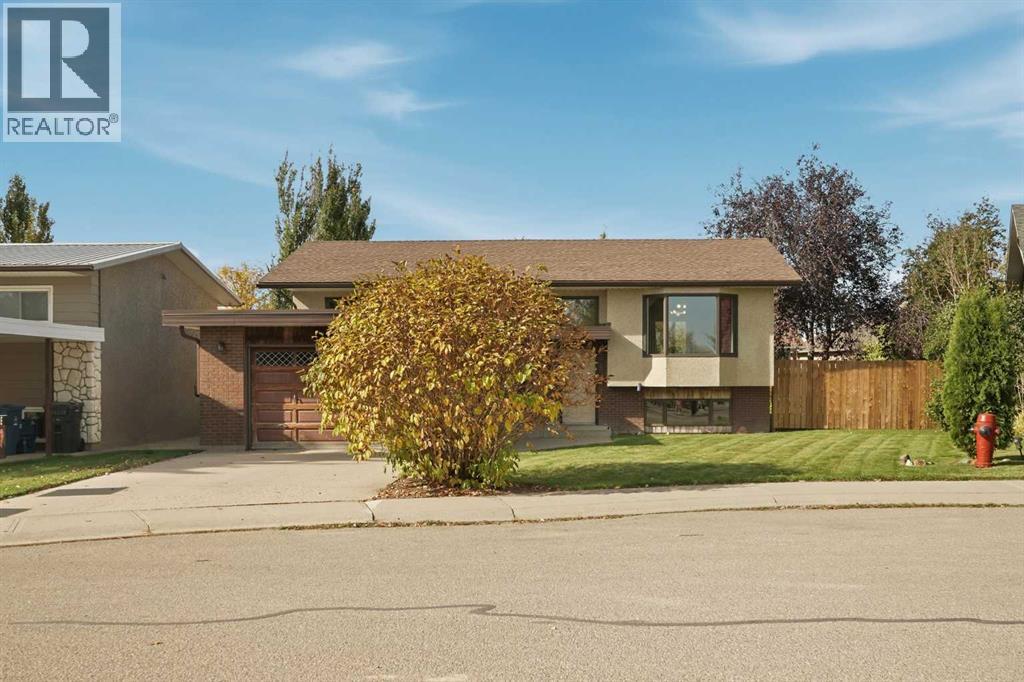 MLS® listing #30375192 for sale located at 422 8 Street N