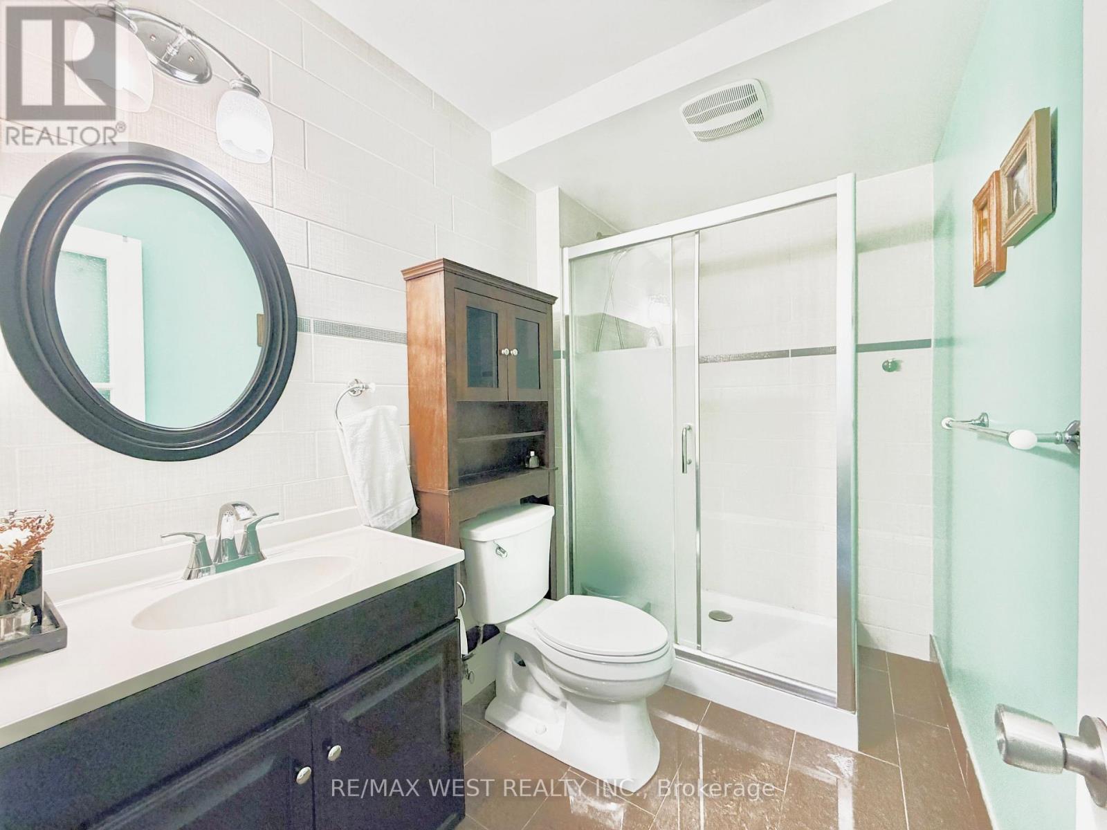 MLS® listing #30375971 for sale located at 63 SUMMERSIDE CRESCENT