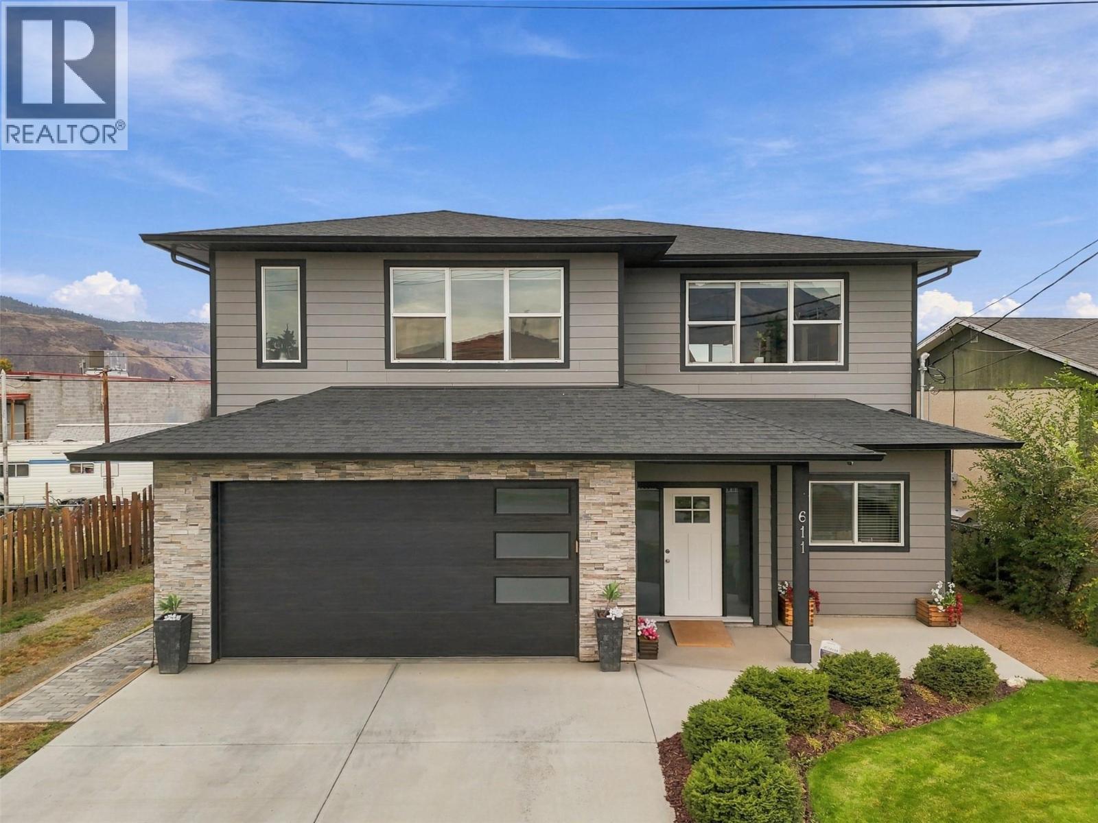 MLS® listing #30376441 for sale located at 611 McGowan Avenue