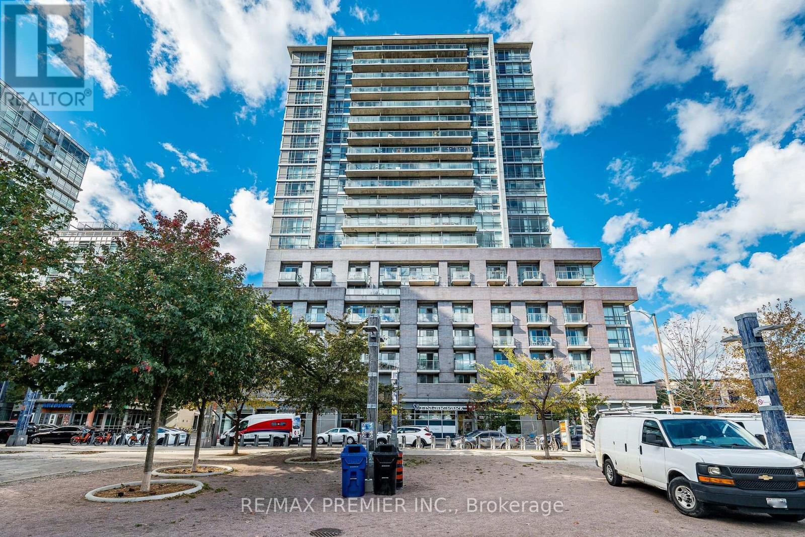 MLS® listing #30378752 for sale located at 808 - 68 ABELL STREET