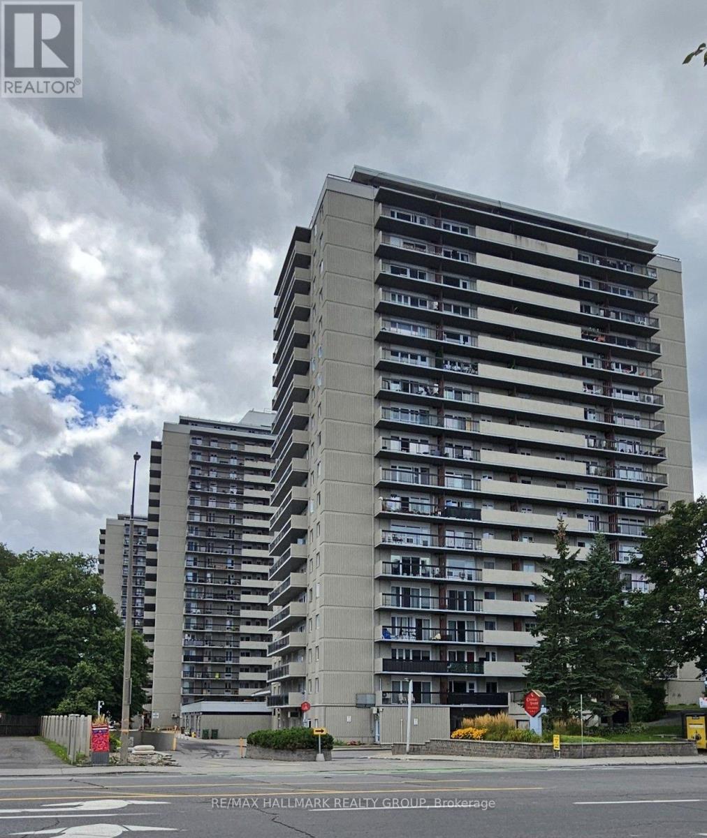 MLS® listing #30379041 for sale located at 4 - 158 MCARTHUR AVENUE