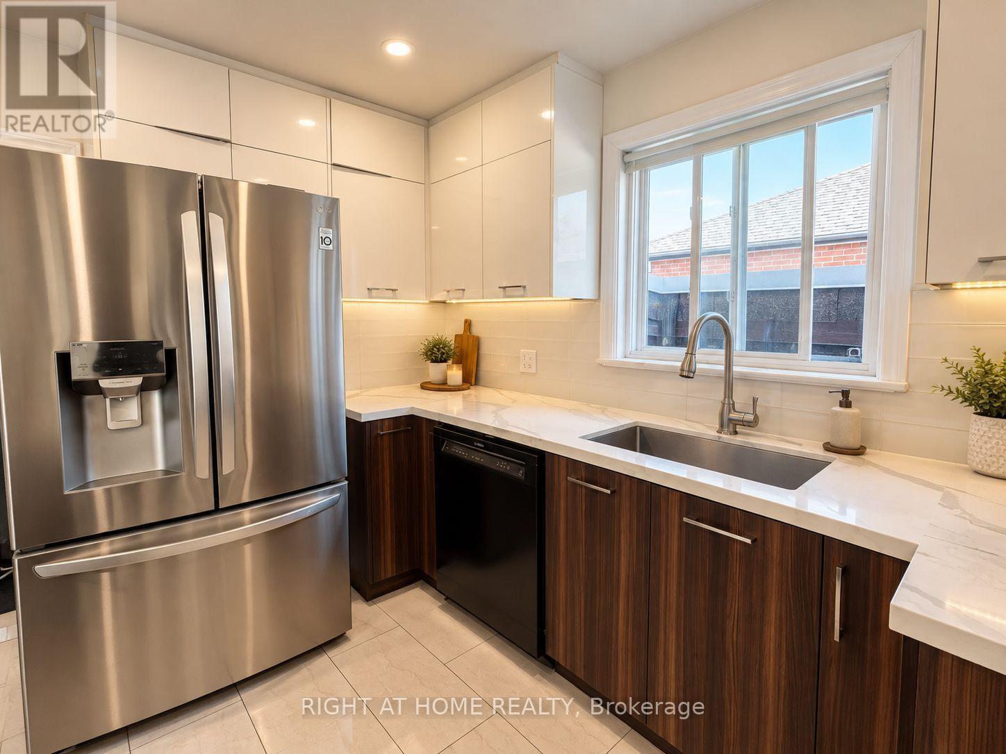 MLS® listing #30379051 for sale located at 85 RANSTONE GARDENS