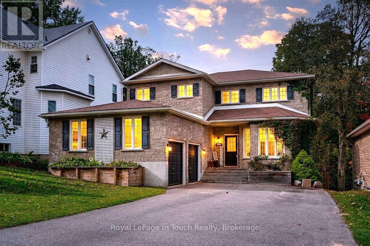 MLS® listing #30379063 for sale located at 682 DOMINION AVENUE