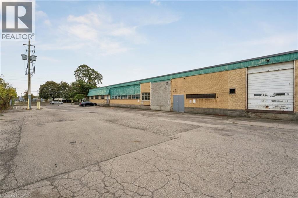 MLS® listing #30380158 for sale located at 663 WOODWARD Avenue