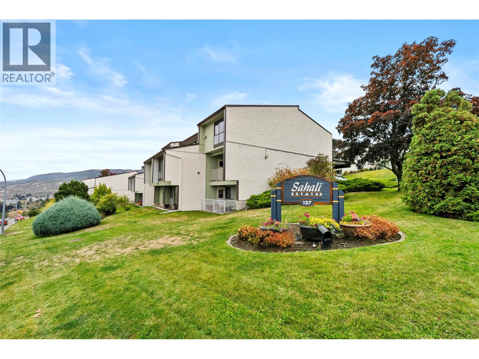 MLS® listing #30380692 for sale located at 137 McGill Road Unit# 75