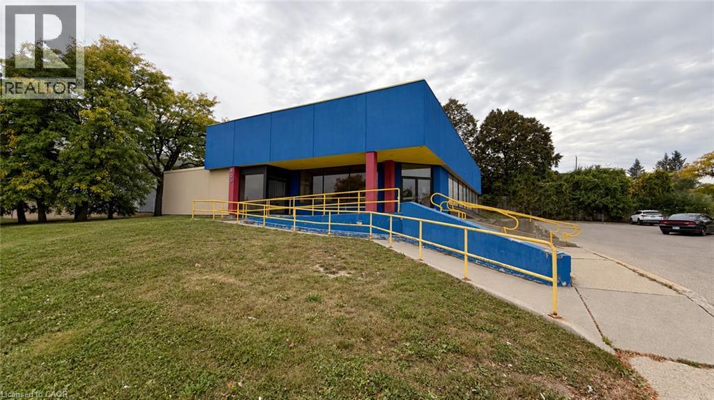 MLS® listing #30382579 for sale located at 405 KING Street N