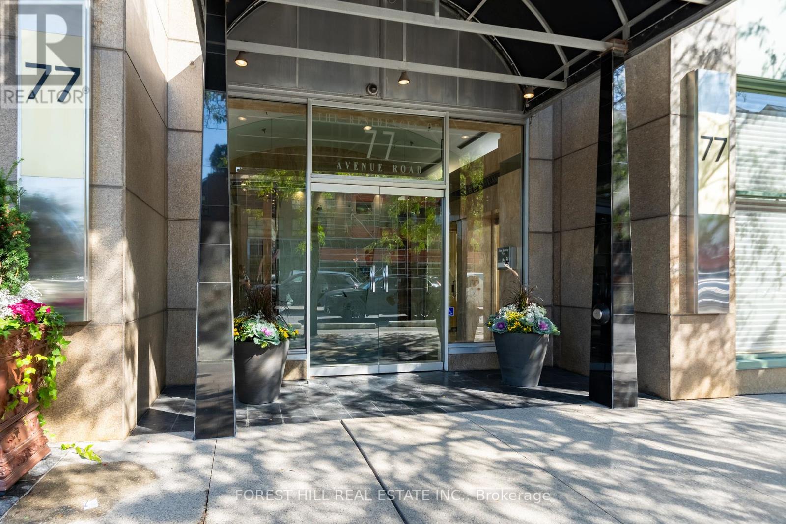 MLS® listing #30383637 for sale located at 215 - 77 AVENUE ROAD