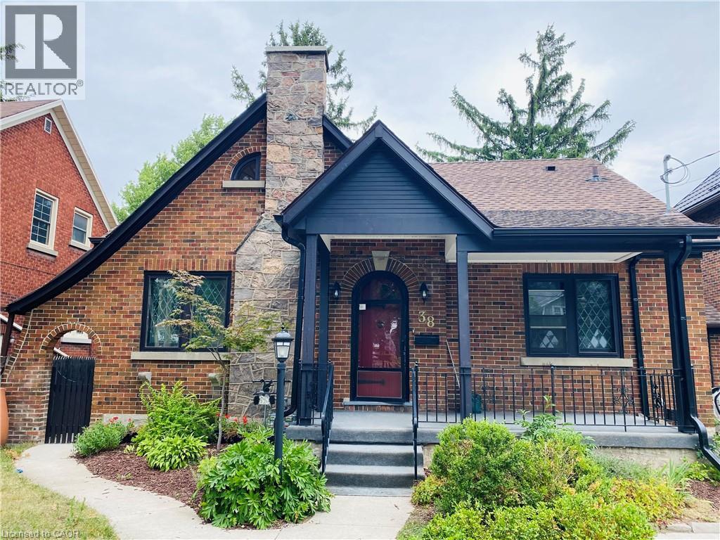 MLS® listing #30384974 for sale located at 38 W HIGHLAND Road W Unit# Basement