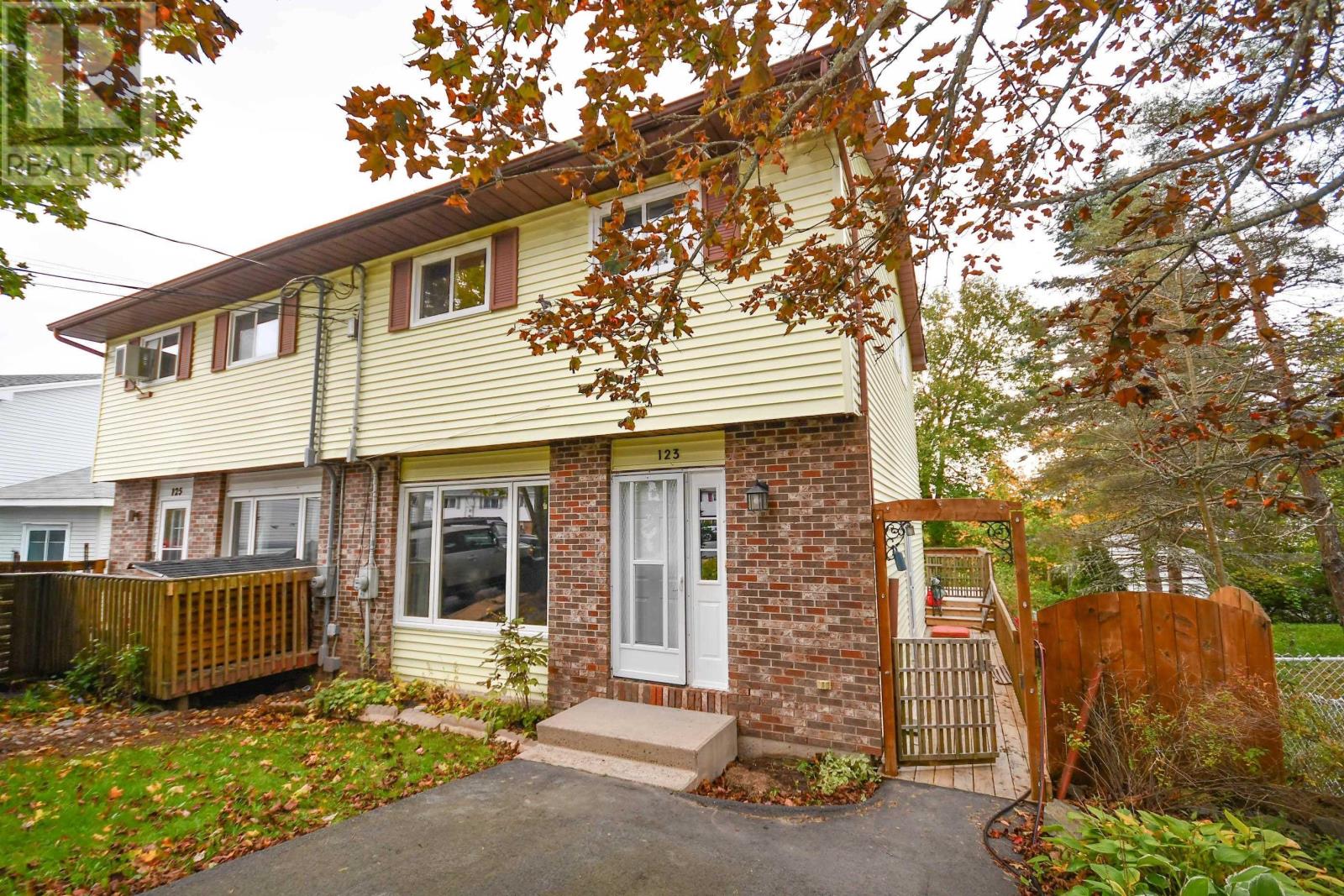 MLS® listing #30385728 for sale located at 123 Gloria Court