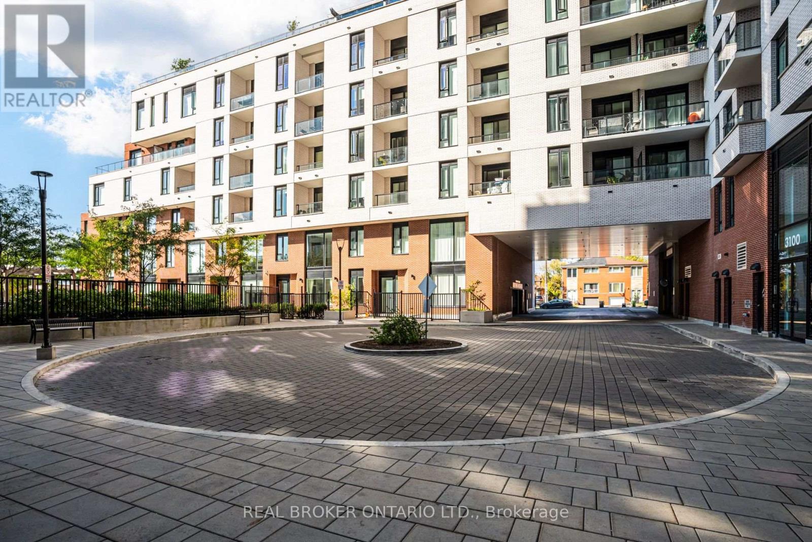 MLS® listing #30386101 for sale located at 208 - 11 MARYPORT AVENUE
