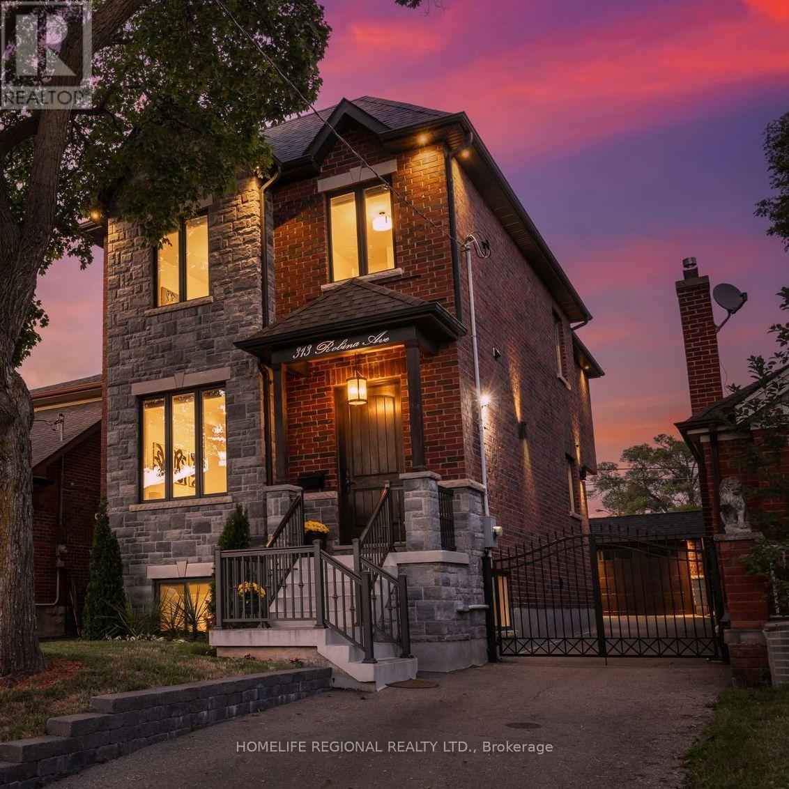 MLS® listing #30387366 for sale located at 313 ROBINA AVENUE
