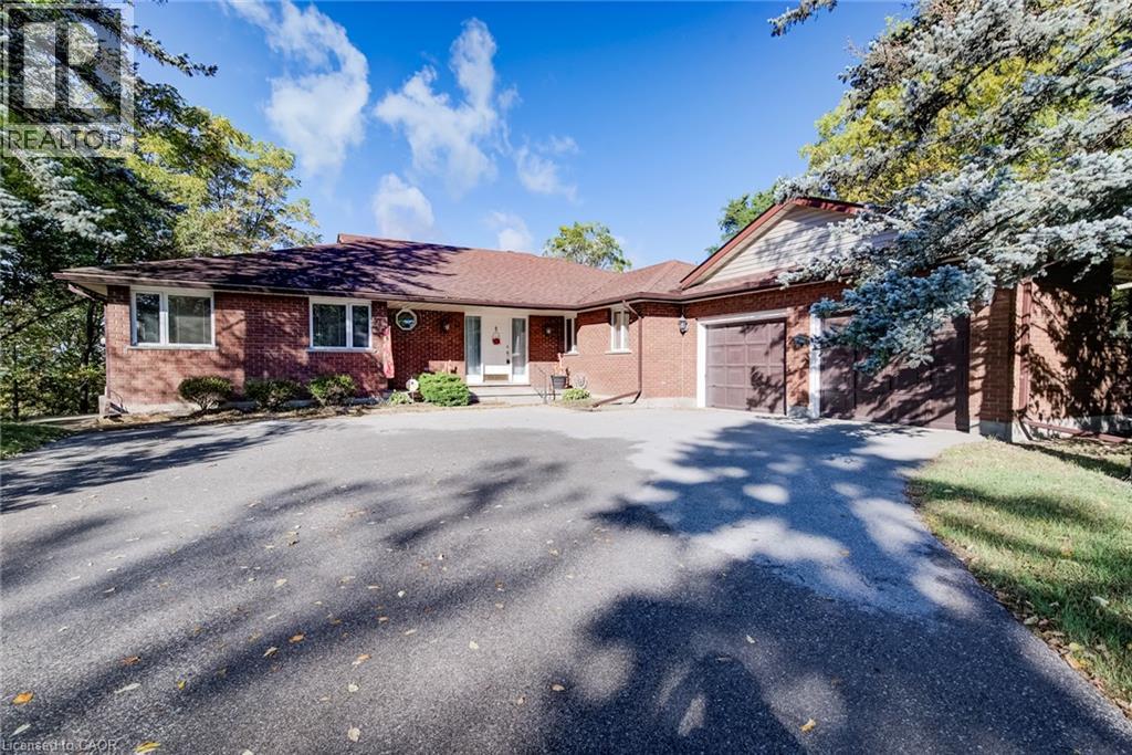 MLS® listing #30387379 for sale located at 44 GREENSVIEW Drive