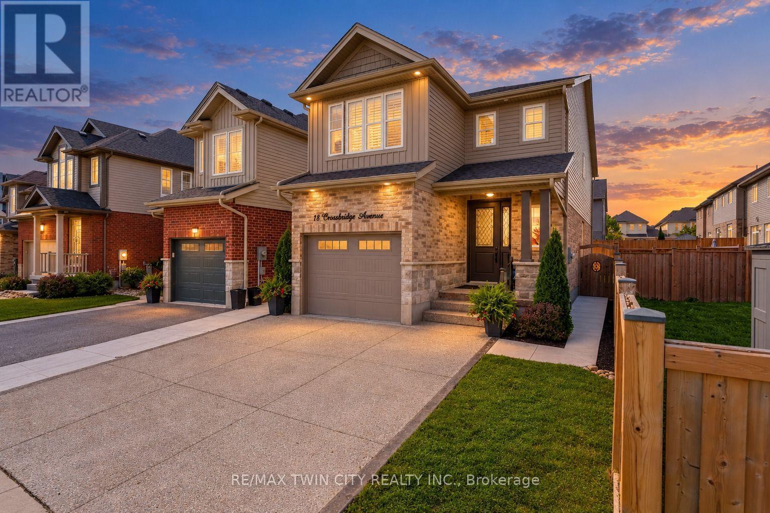 MLS® listing #30388527 for sale located at 18 CROSSBRIDGE AVENUE