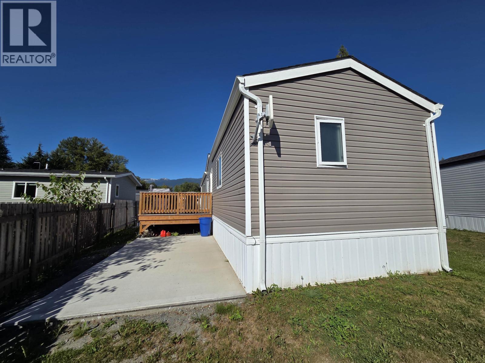 MLS® listing #30389493 for sale located at 121 5204 ACKROYD STREET