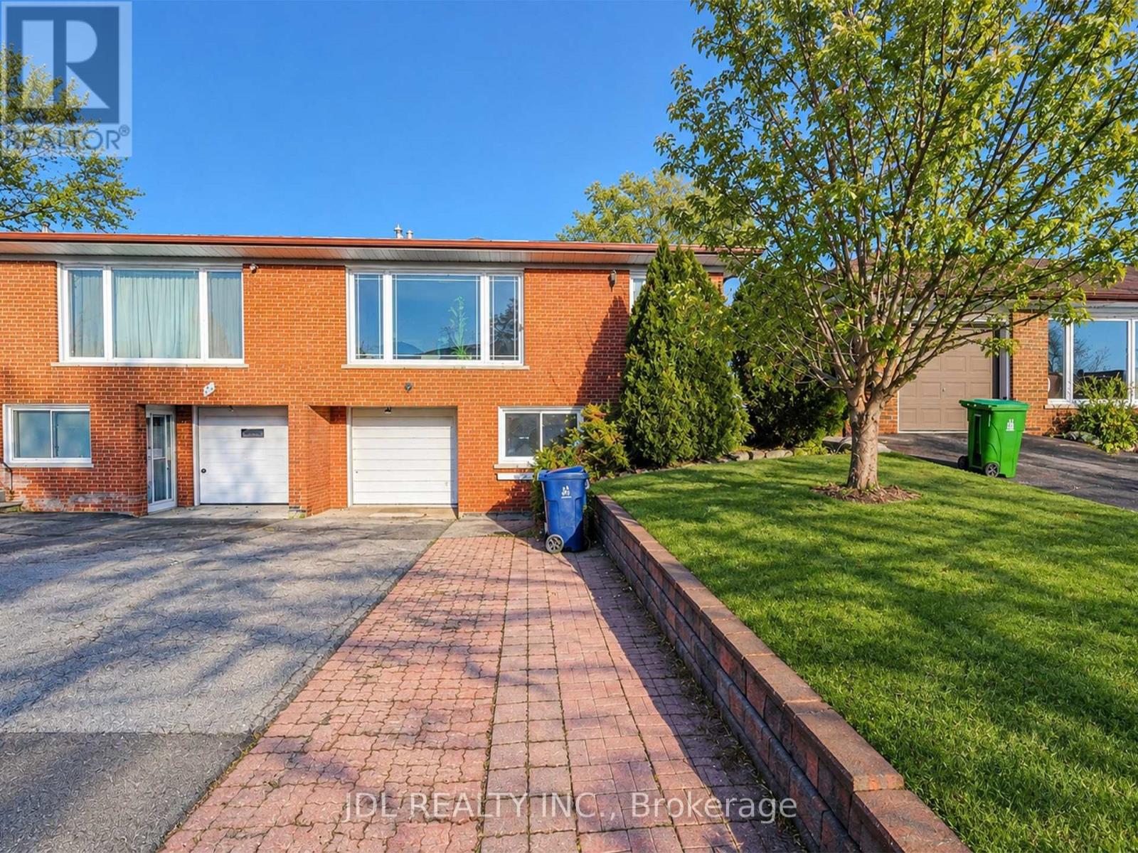 MLS® listing #30389675 for sale located at 47 GREYHOUND DRIVE