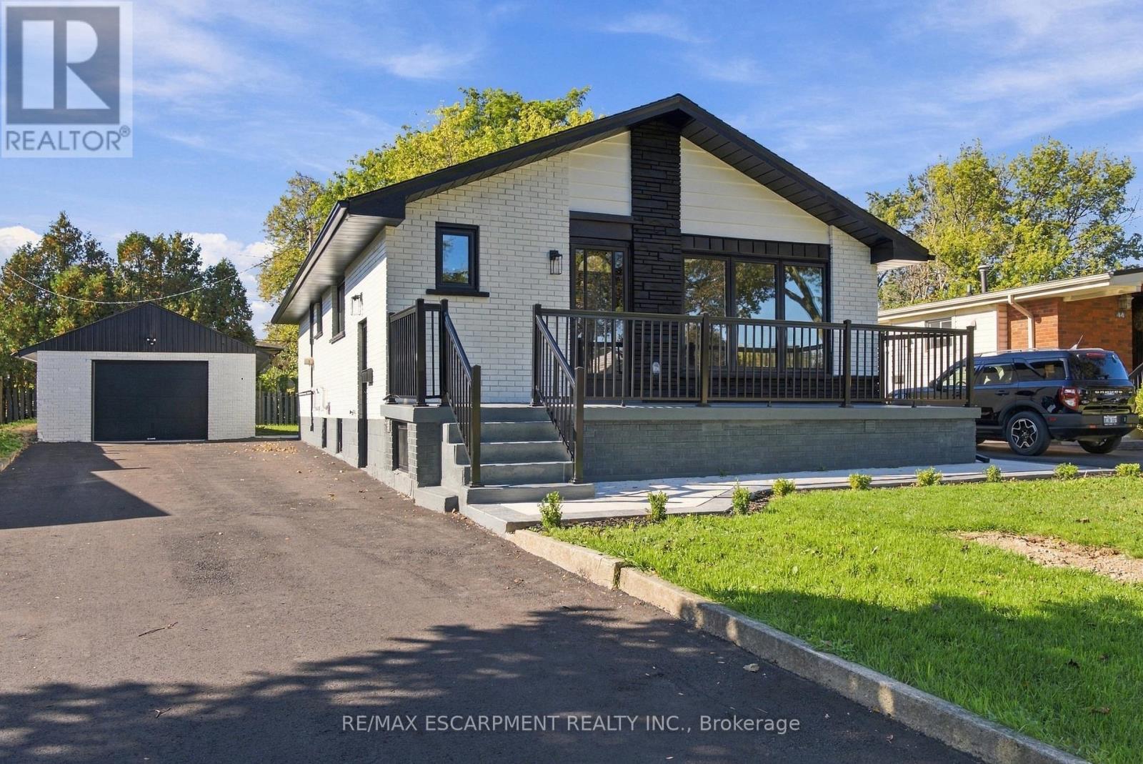 MLS® listing #30389726 for sale located at LOWER - 46 BOBOLINK ROAD