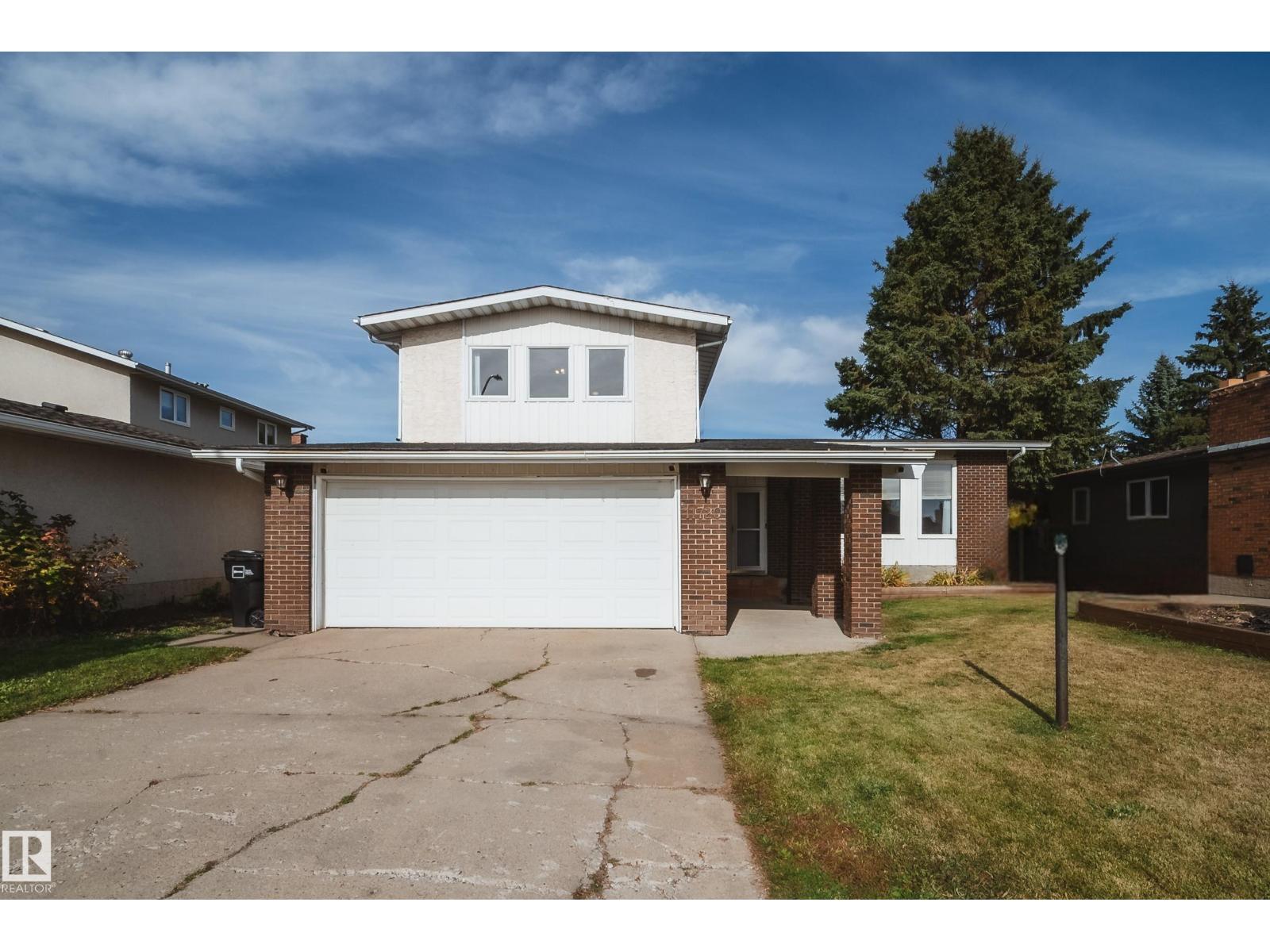 MLS® listing #30390218 for sale located at 11720 158 AV NW