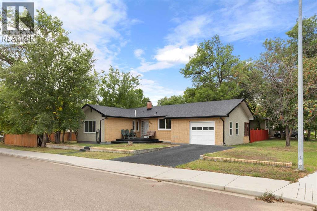 MLS® listing #30390462 for sale located at 410 4 Avenue SW