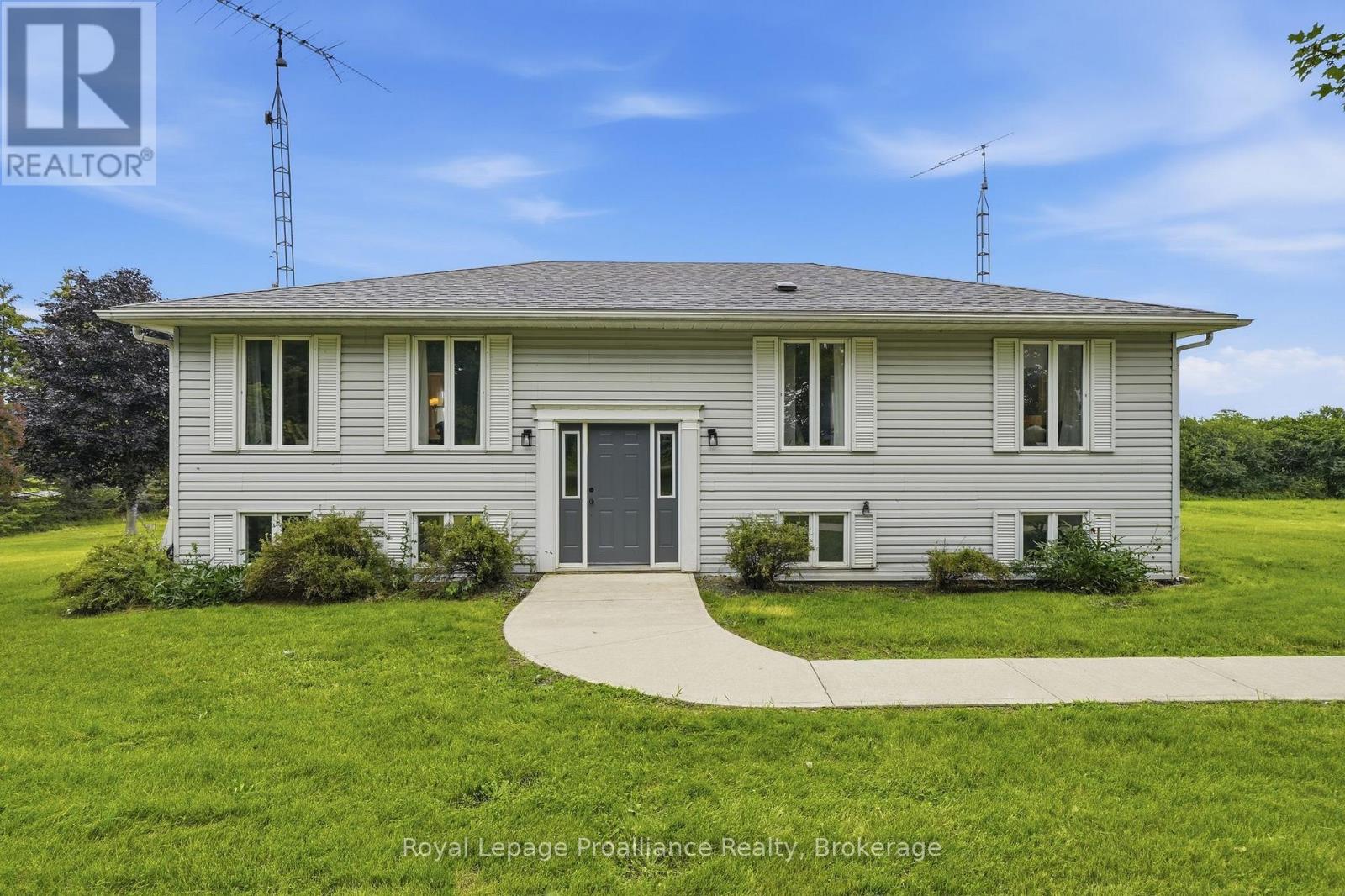MLS® listing #30390486 for sale located at 509 KELLY ROAD
