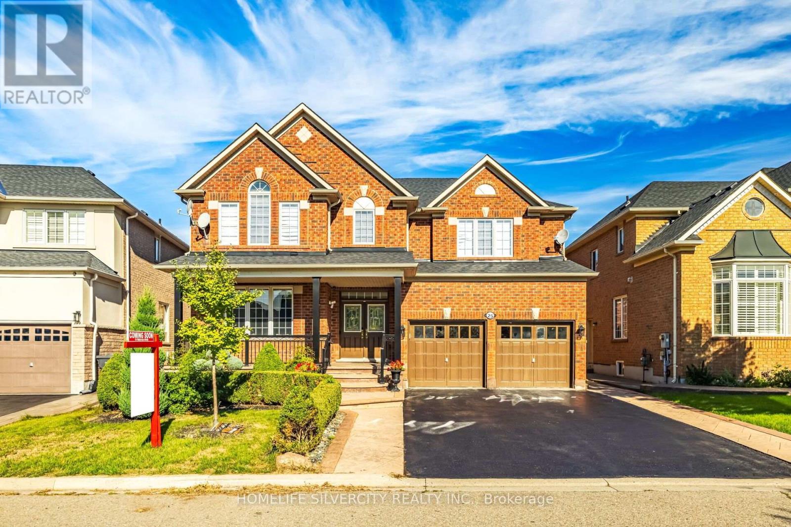 MLS® listing #30390520 for sale located at 25 VAN HOOF CRESCENT