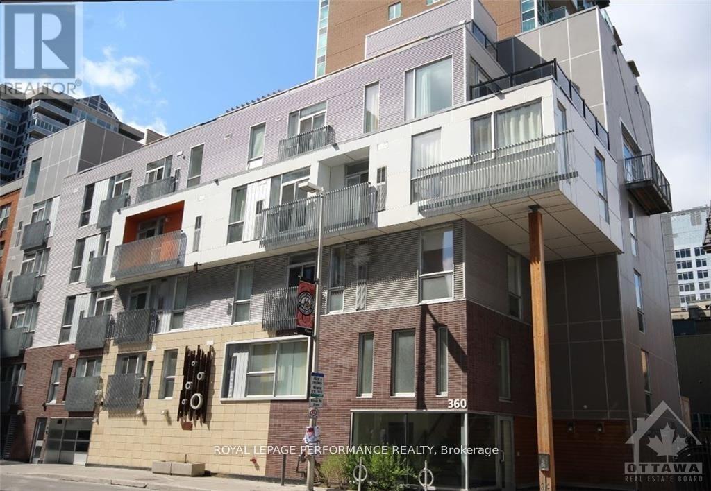 MLS® listing #30390537 for sale located at 301 - 360 CUMBERLAND STREET