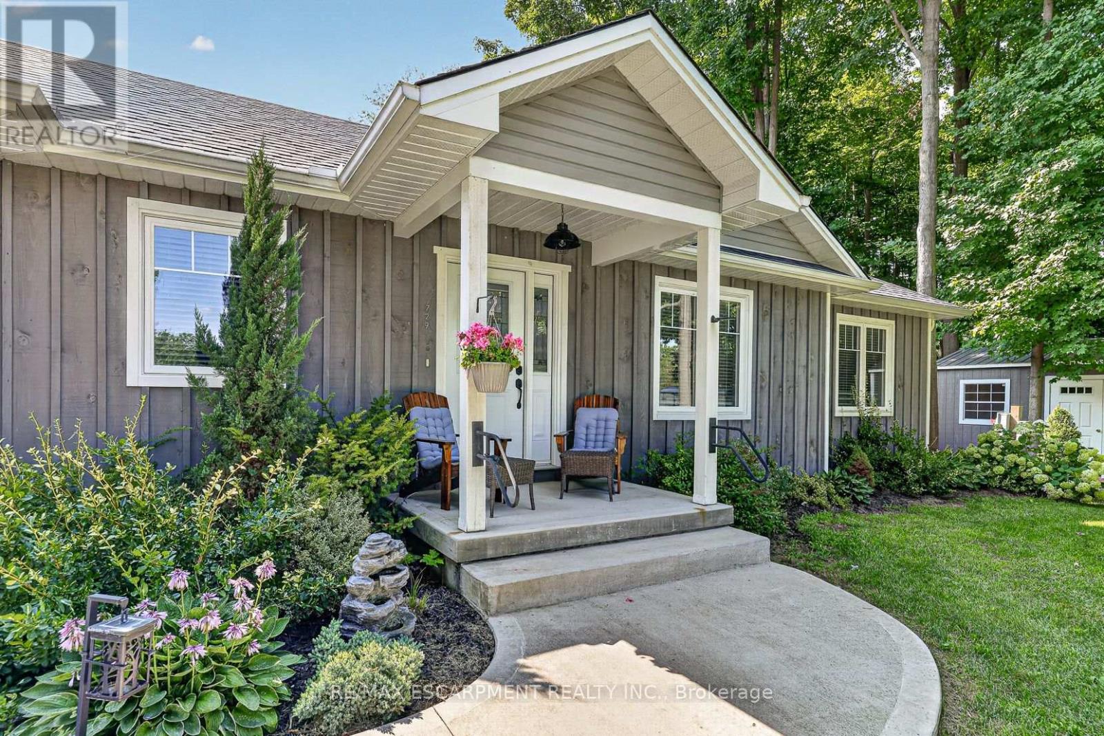 MLS® listing #30390568 for sale located at 729 6TH CONCESSION RD ENR