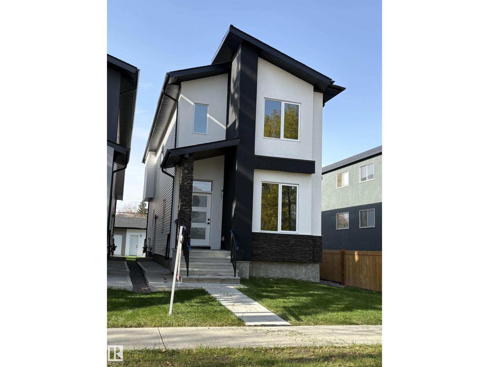 MLS® listing #30390584 for sale located at 11036 128 ST NW