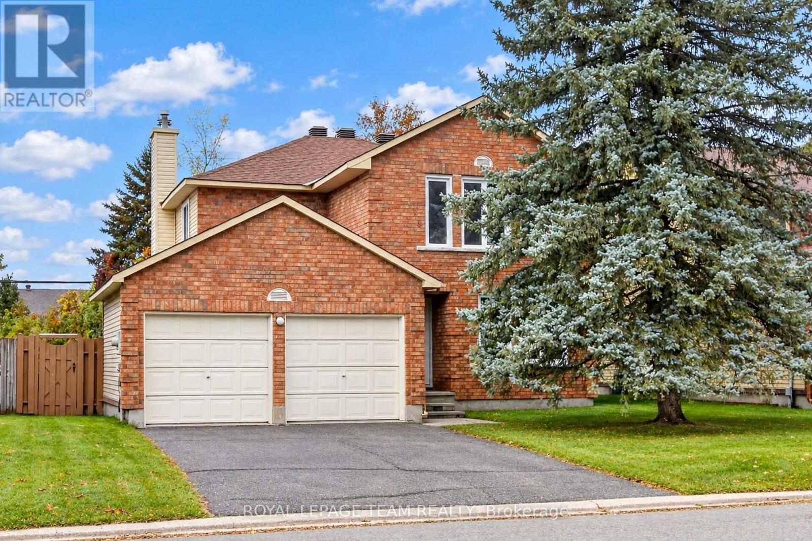 MLS® listing #30391106 for sale located at 97 HUNTSMAN CRESCENT