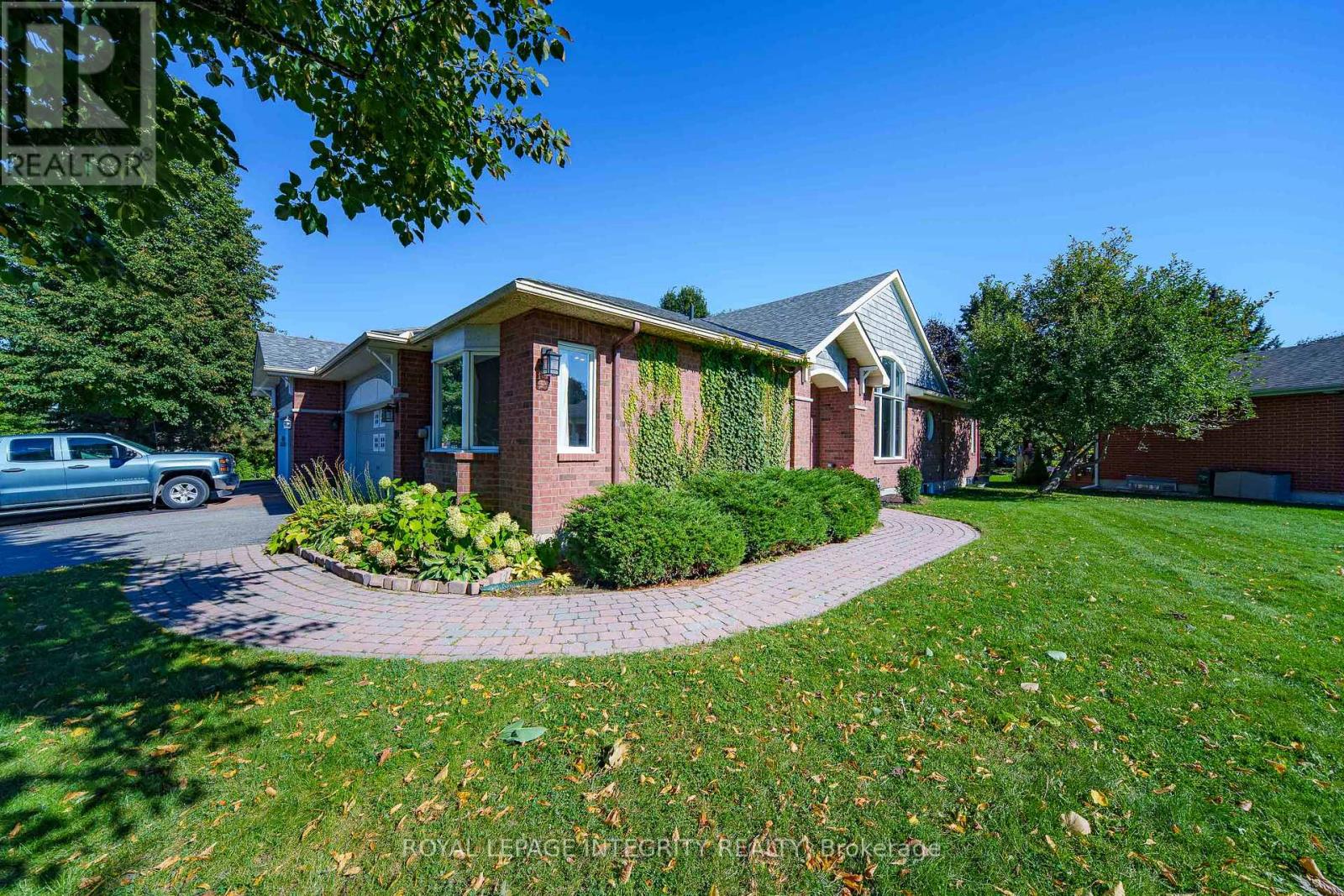 MLS® listing #30391107 for sale located at 804 HOT SPRINGS WAY