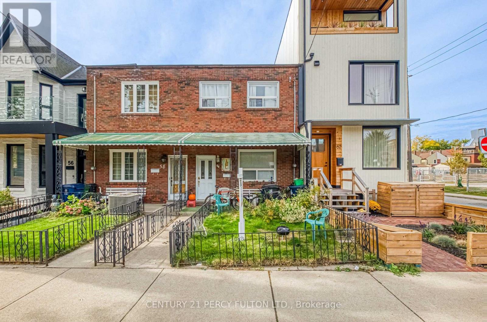 MLS® listing #30391108 for sale located at 60 FENNINGS STREET