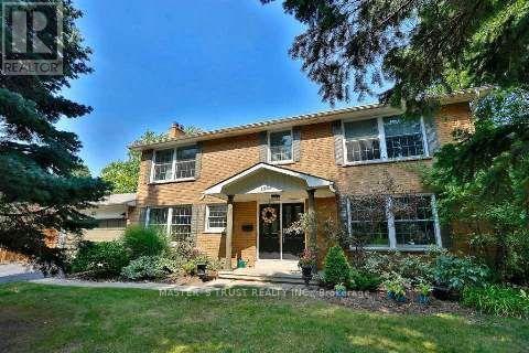 MLS® listing #30391154 for sale located at 1585 CROMBIE ROAD