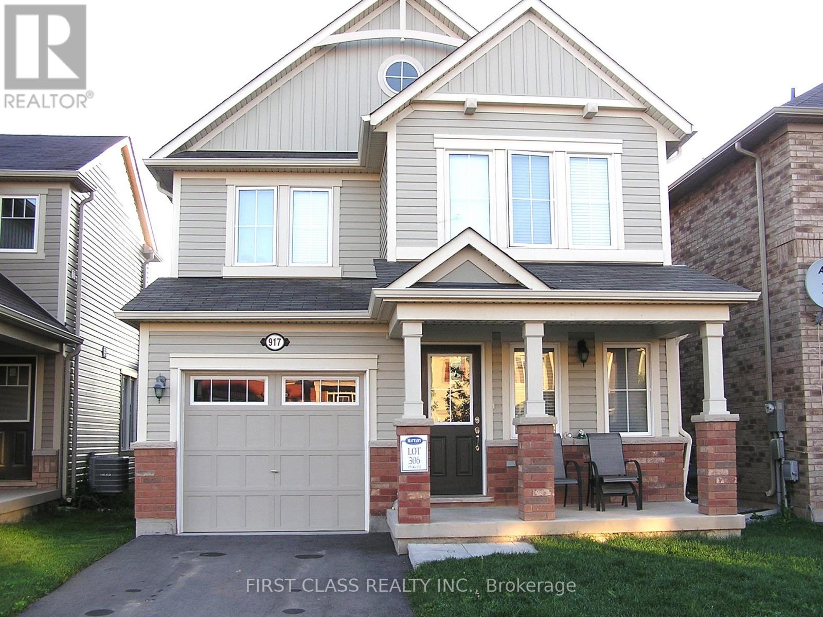 MLS® listing #30391204 for sale located at 917 FARMSTEAD DRIVE