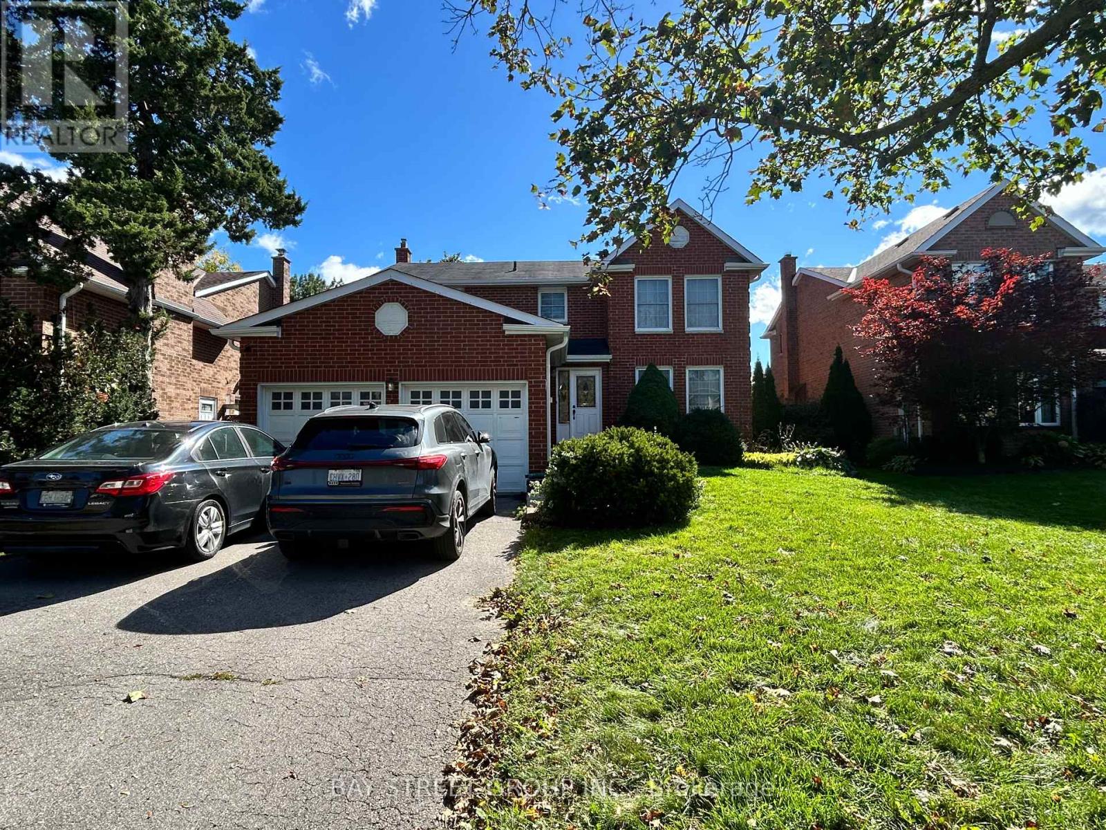 MLS® listing #30391958 for sale located at 37 GARNISH GREEN GROVE