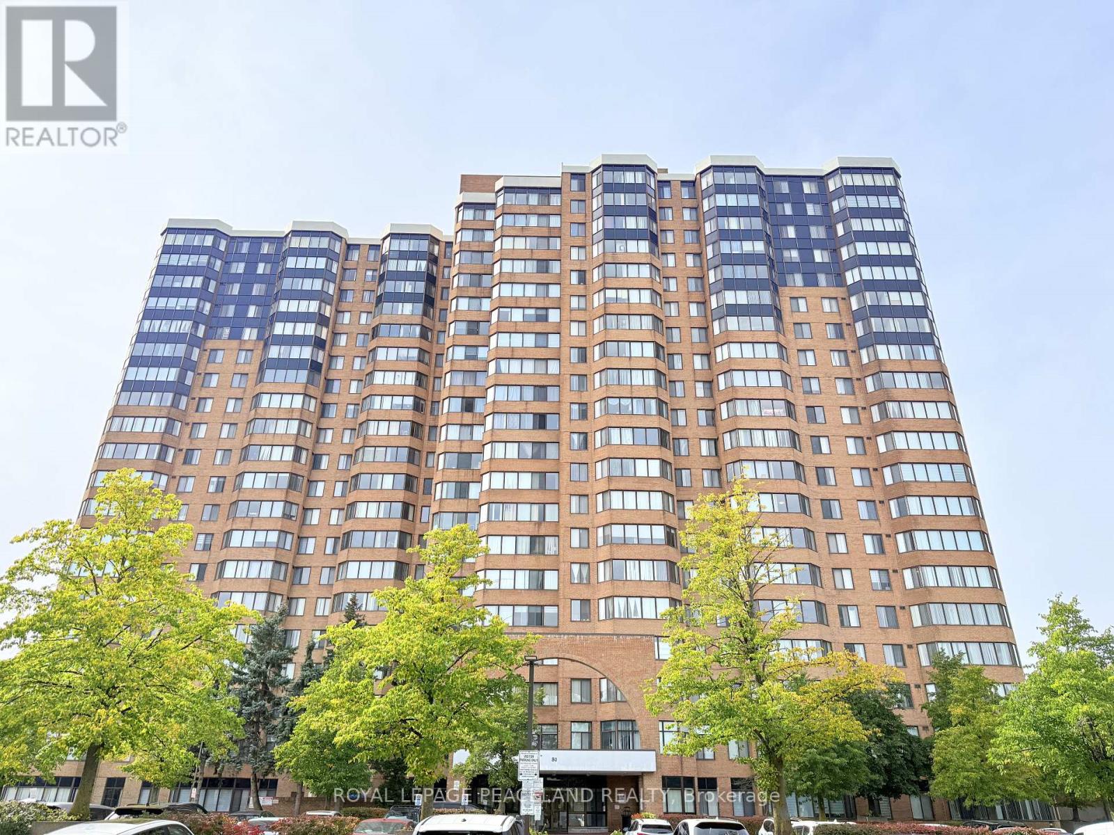 MLS® listing #30392033 for sale located at 1909 - 80 ALTON TOWERS CIRCLE