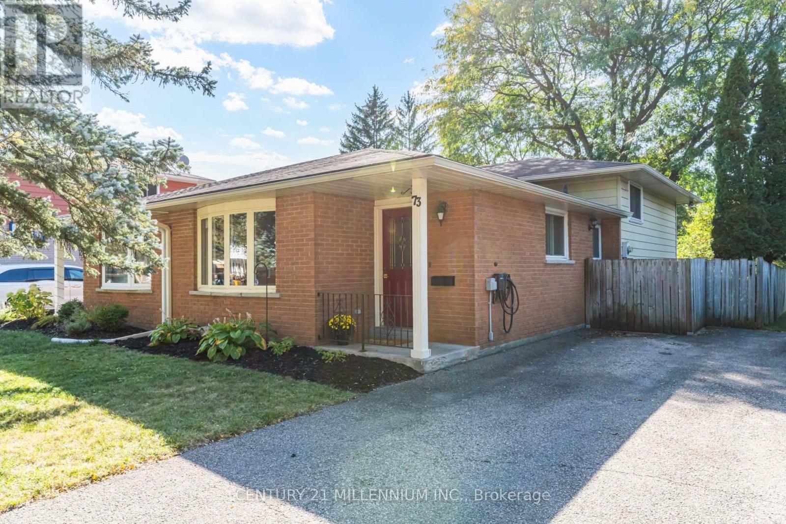 MLS® listing #30393725 for sale located at 73 BAIRD AVENUE