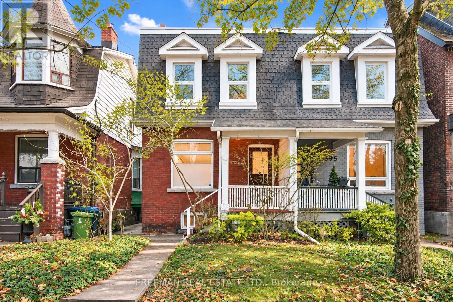 MLS® listing #30396917 for sale located at 597 PALMERSTON AVENUE