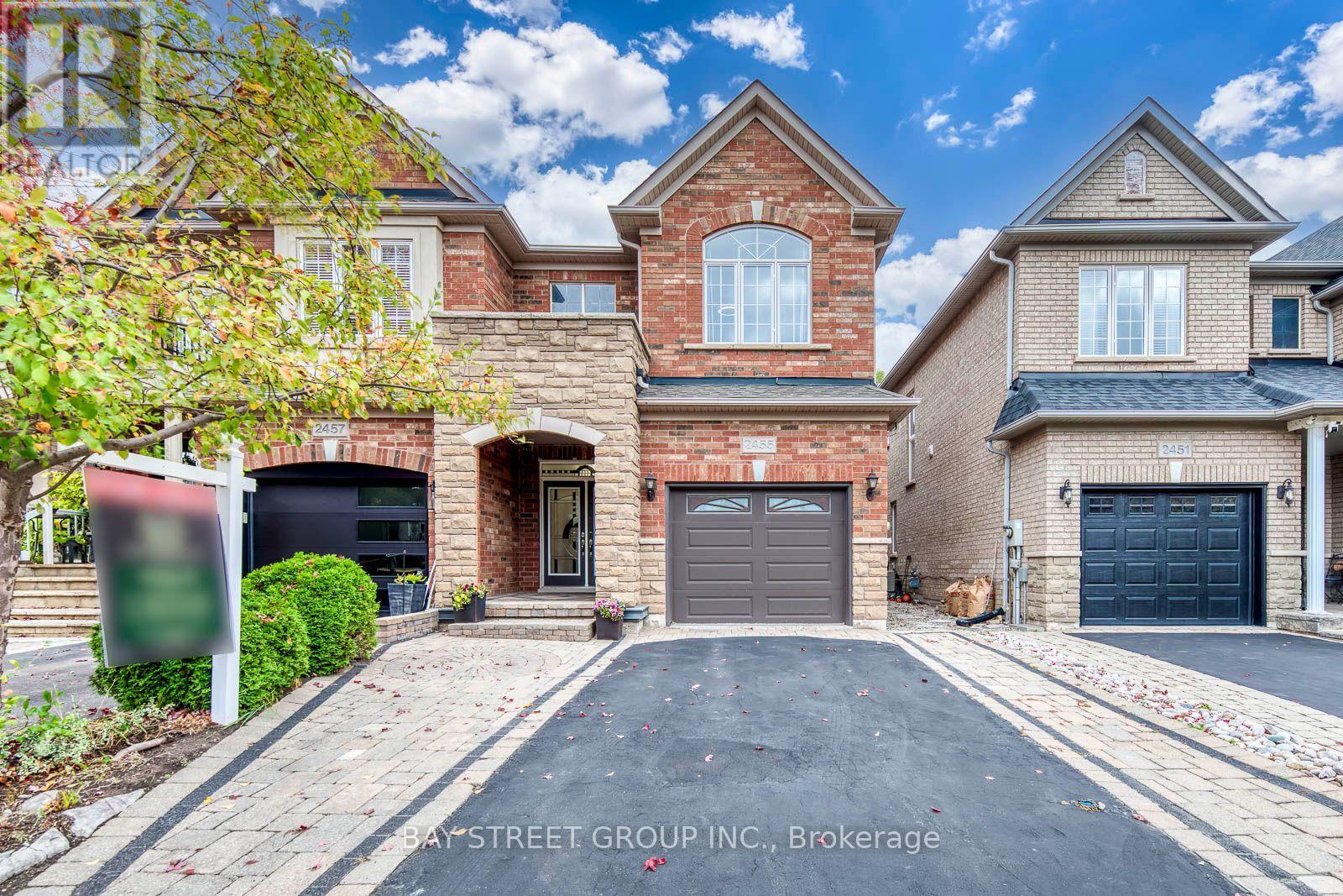 MLS® listing #30403734 for sale located at 2455 FELHABER CRESCENT