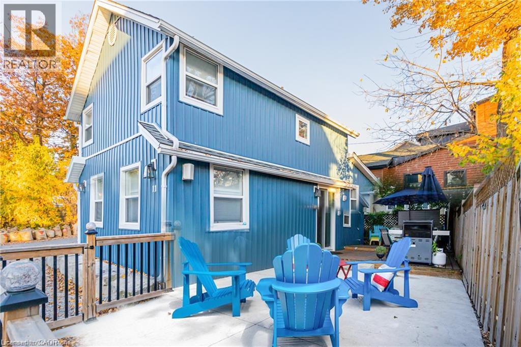 MLS® listing #30403741 for sale located at 11 DIETRICH Crescent