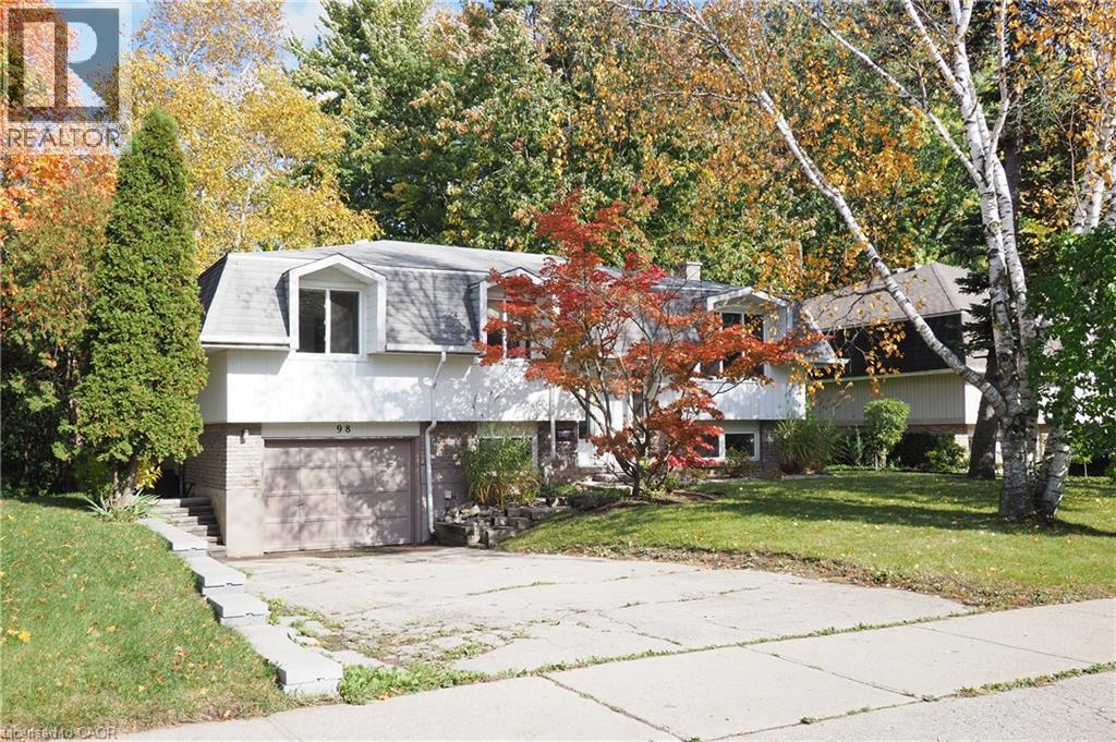 MLS® listing #30403922 for sale located at 98 AMOS Avenue