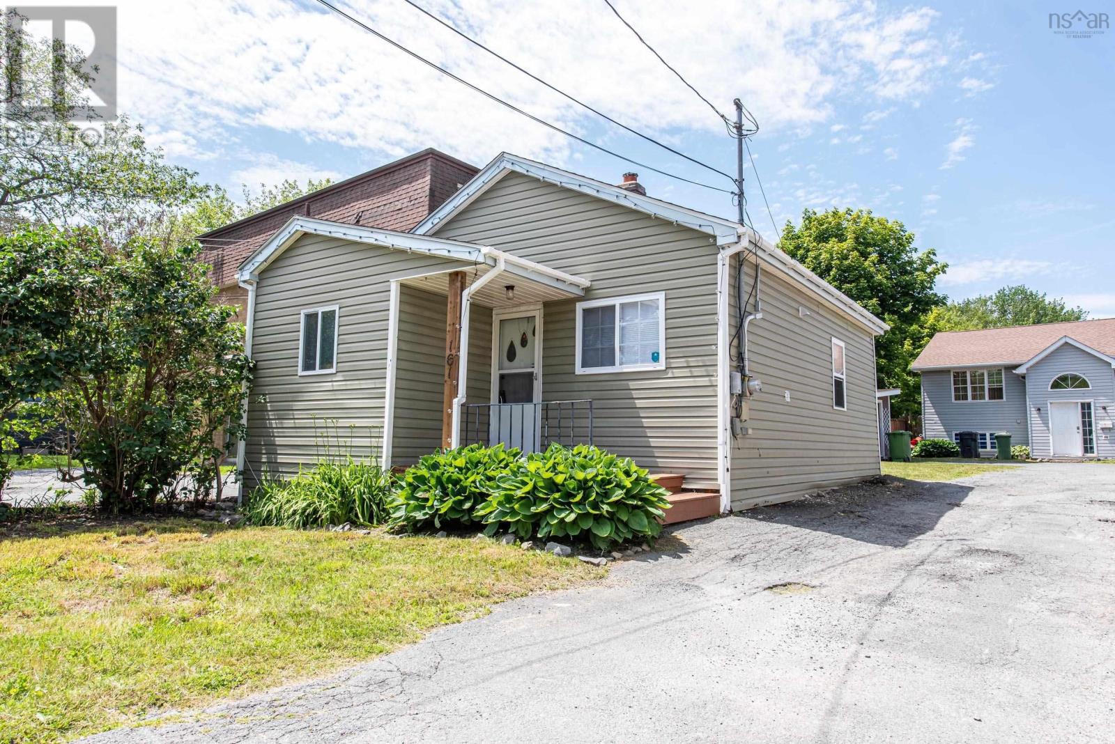 MLS® listing #30403986 for sale located at 161 Albro Lake Road
